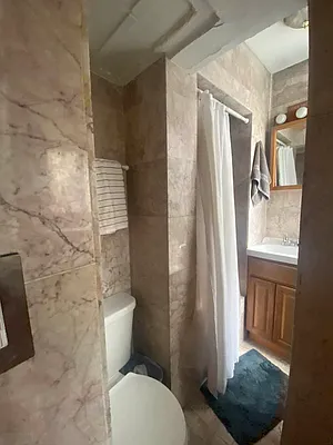 Rented by Urban Real Estate Property Group Inc | media 6