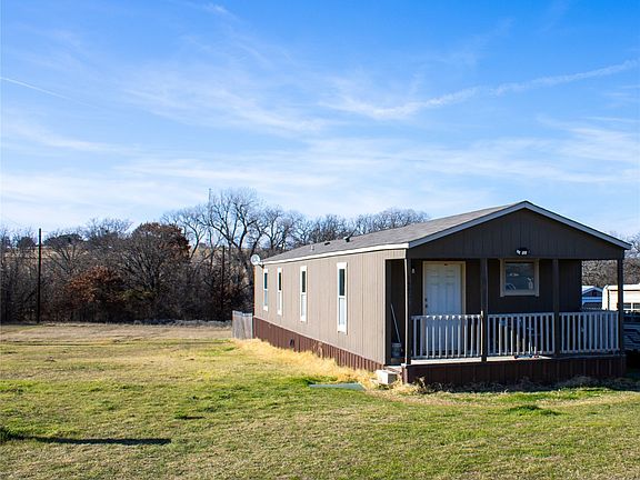 3rd image of 145 Firefly Dr