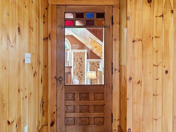 42nd image of 1374 Peter Pond Rd