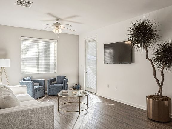 4th image of 6301 De Soto Ave Unit 435