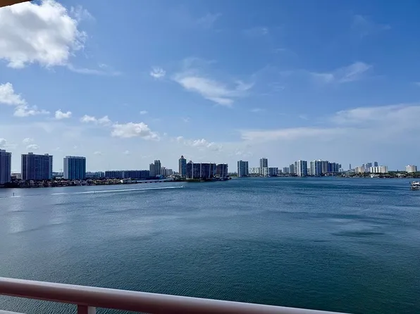251 174th St APT 919, Sunny Isles Beach, FL 33160