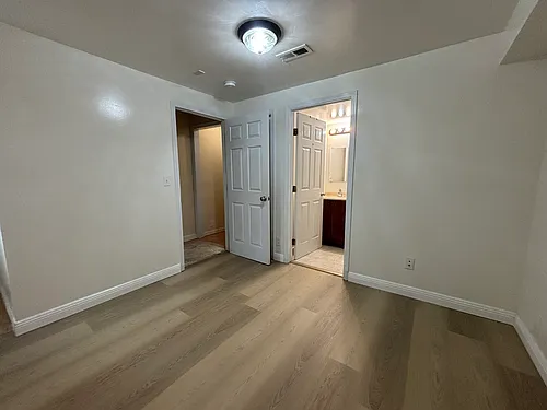 328 Santa Barbara Ave Photo 1