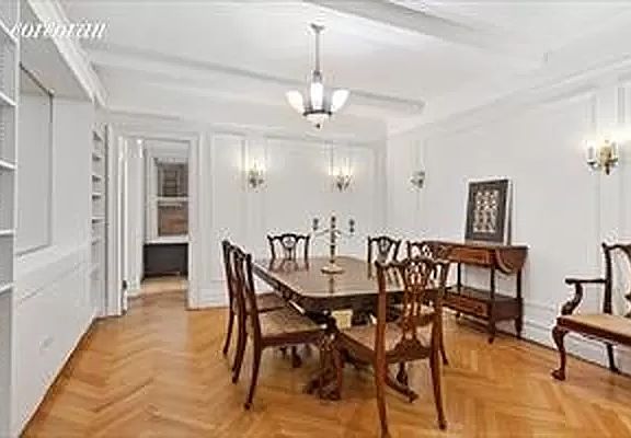 3rd image of 25 E 86th St APT 6A