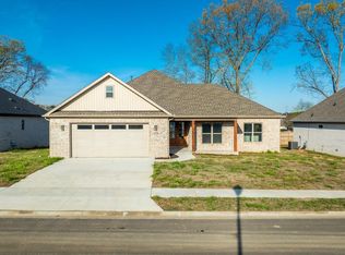 1415 Ivy Place Dr, Conway, AR 72034