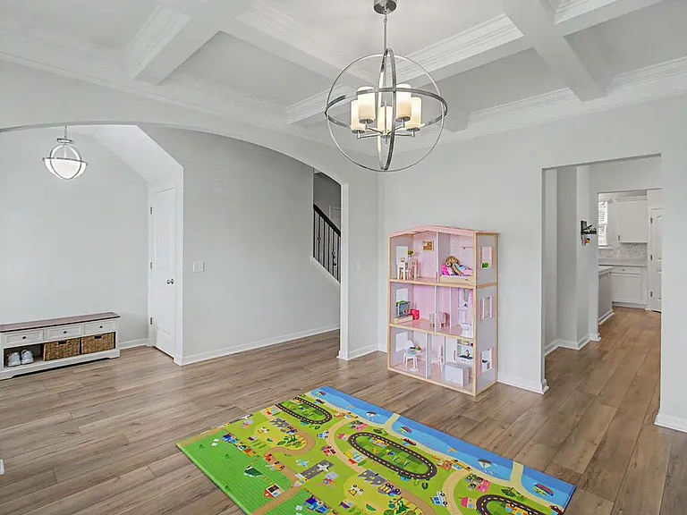 160 Spring Hill Dr — Photo 13