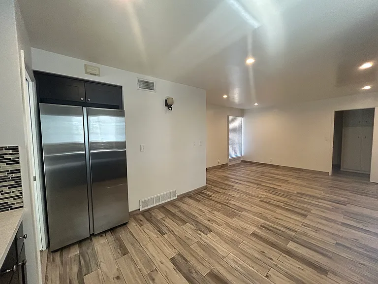 24246 Hatteras St — Photo 9