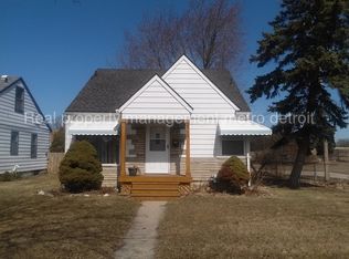8700 Leroy St, Oak Park, MI