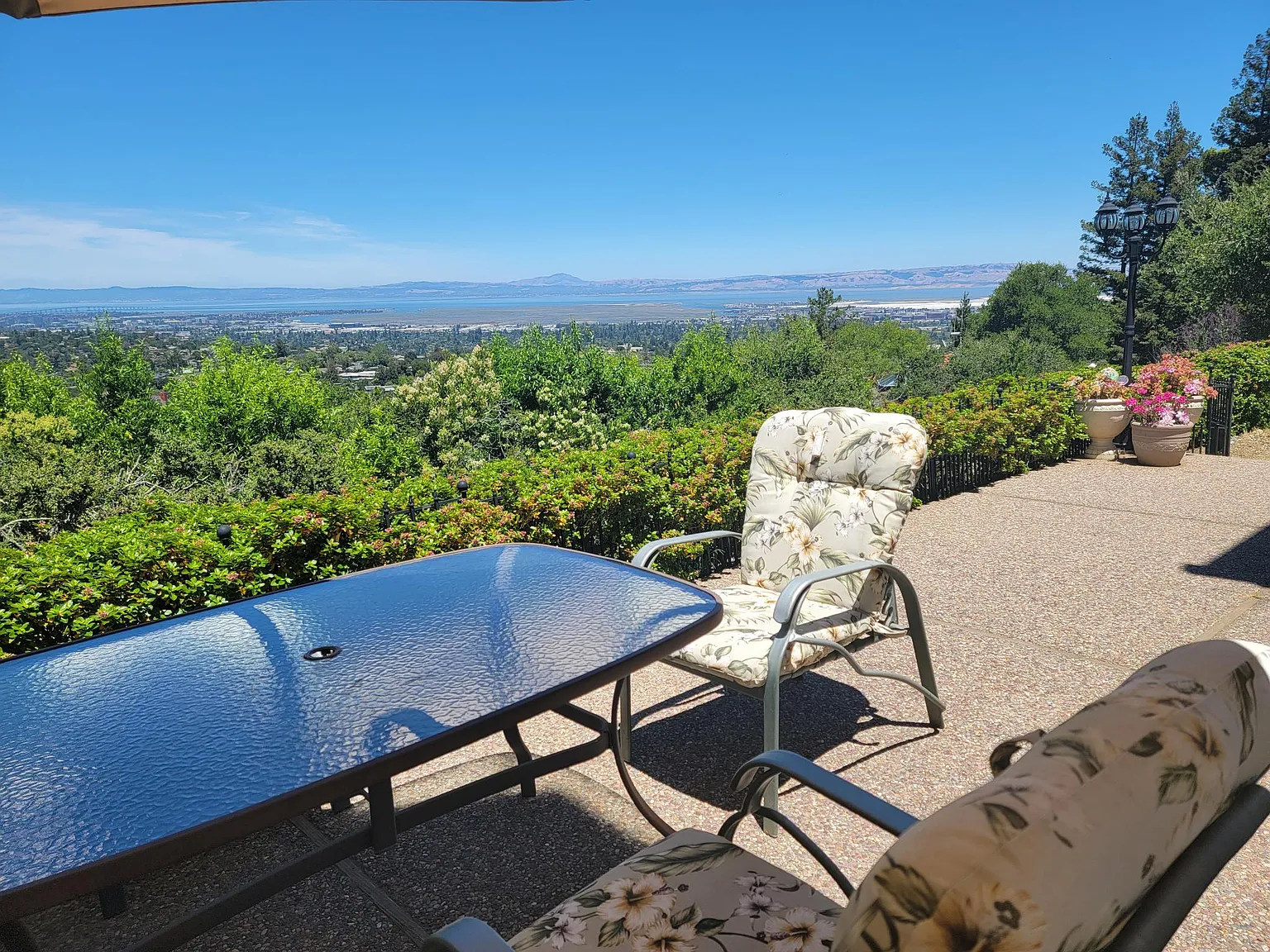 Oak Park Way, Redwood City — Photo 2