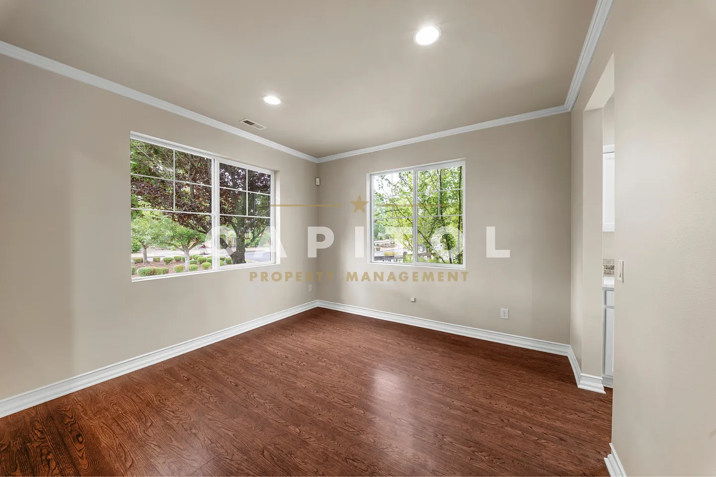 5800 Balustrade Boulevard Southeast - . — Photo 4
