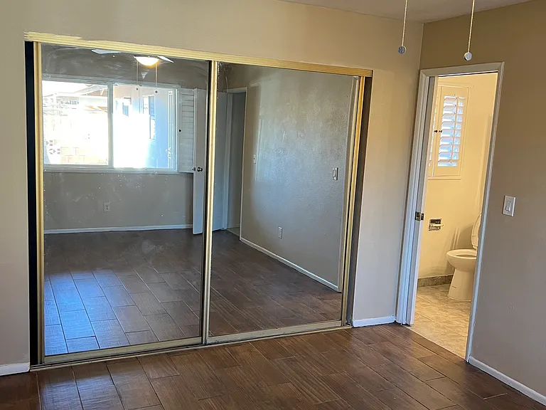 41039 Beachwood Ave #41039 — Photo 8
