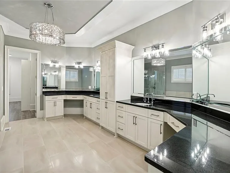3750 Robinson Rd NE — Photo 33