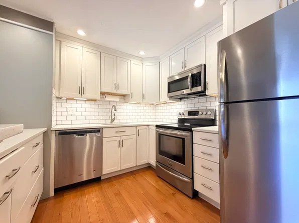 796 Willard St Unit D5, Quincy, MA 02169