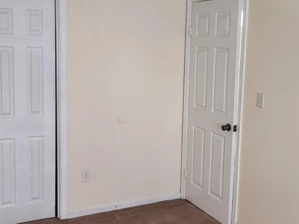 535 State St APT 1, Norfolk, VA 23523