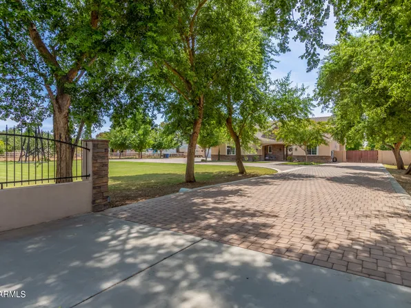 168 N GREENFIELD Road, Gilbert, AZ 85234