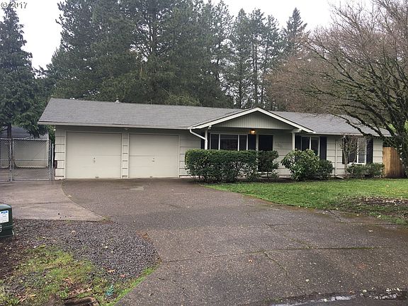 2nd image of 1300 NE 82nd Ave