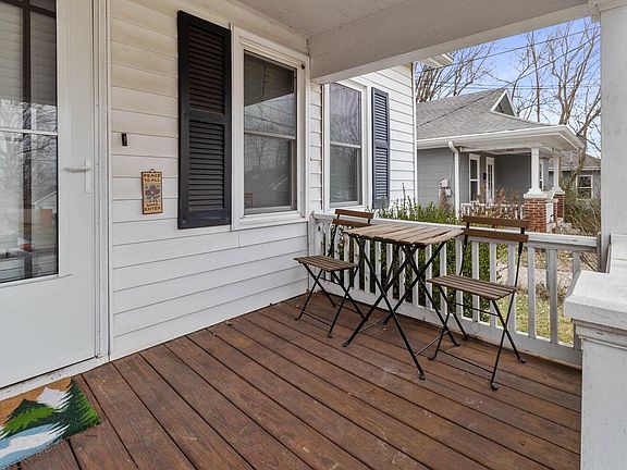 2nd image of 364 Lincoln Ave