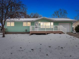 1426 Sycamore St, Iowa City, IA 52240