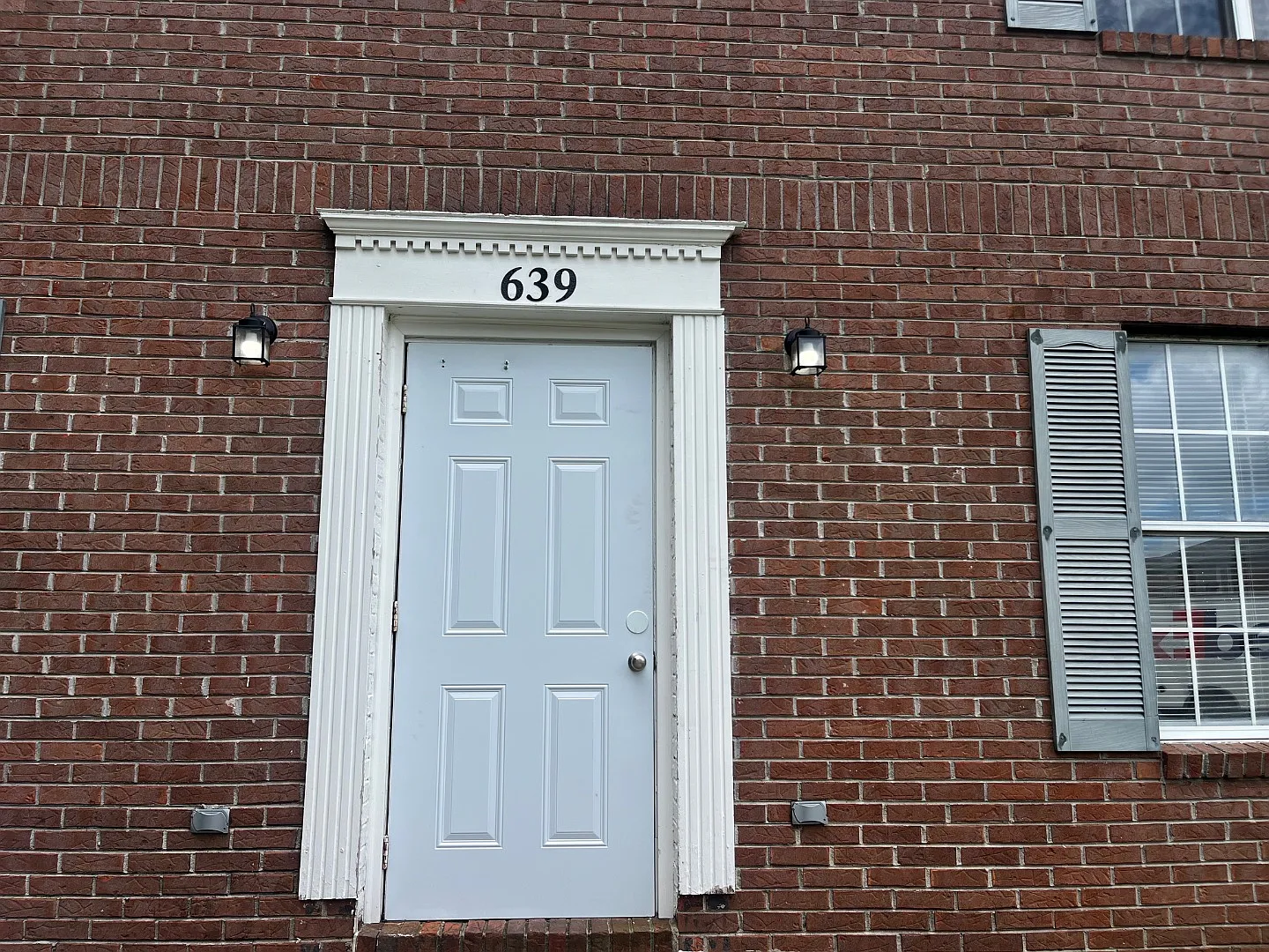 639 Old Humboldt Road - B — Photo 2