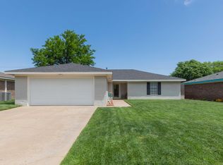 7304 Gainsborough Dr, Amarillo, TX 79121