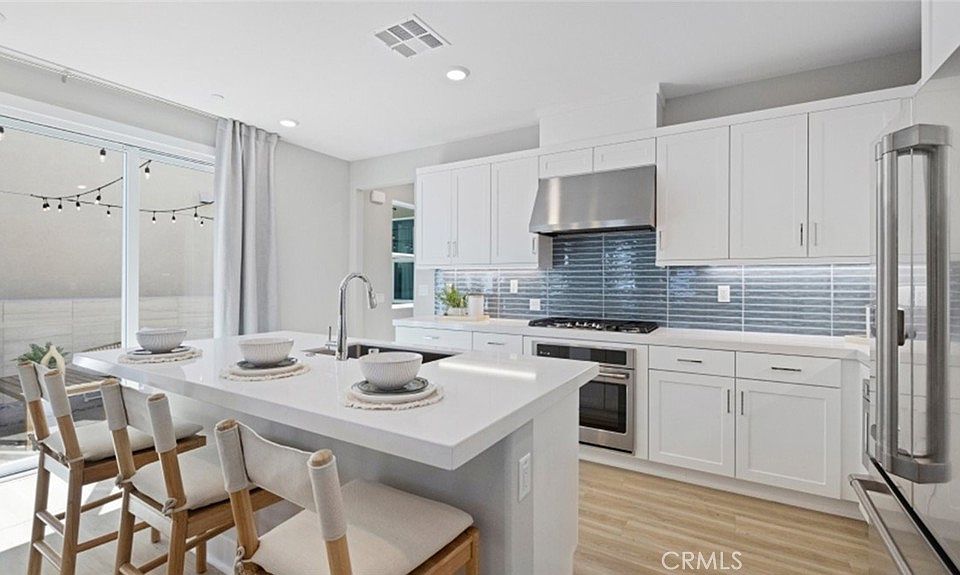 1st image of 27135 Tamarack Ln