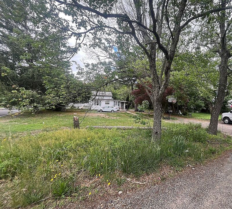 1st image of 18 Spring Hill Rd