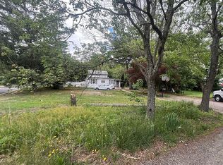 18 Spring Hill Rd, Matawan, NJ 07747