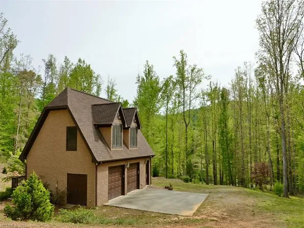 612 Brush Creek Rd, Fairview, NC 28730