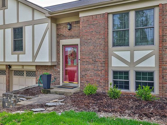 3rd image of 854 Hacienda Ct