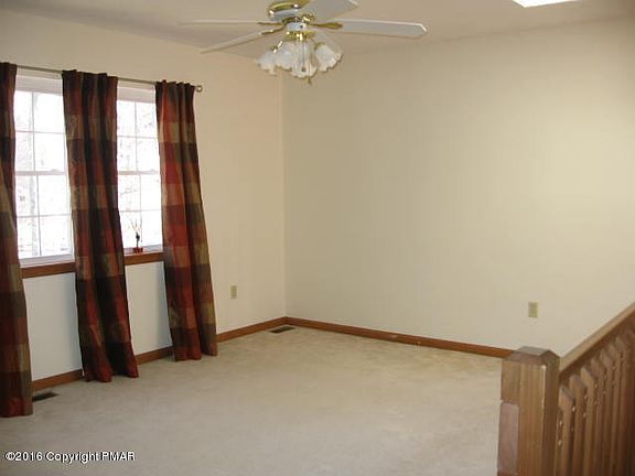 3rd image of 204 Old Orchard Dr