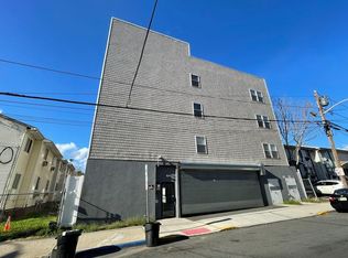 39 16th Ave #304, Paterson, NJ