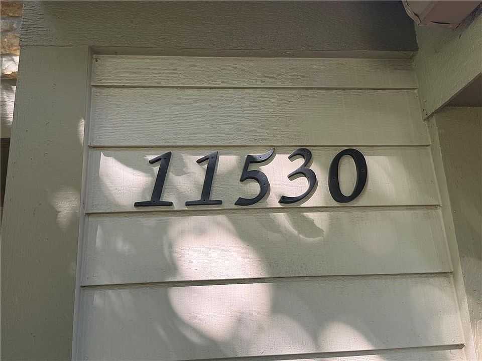 2nd image of 11530 Carter St