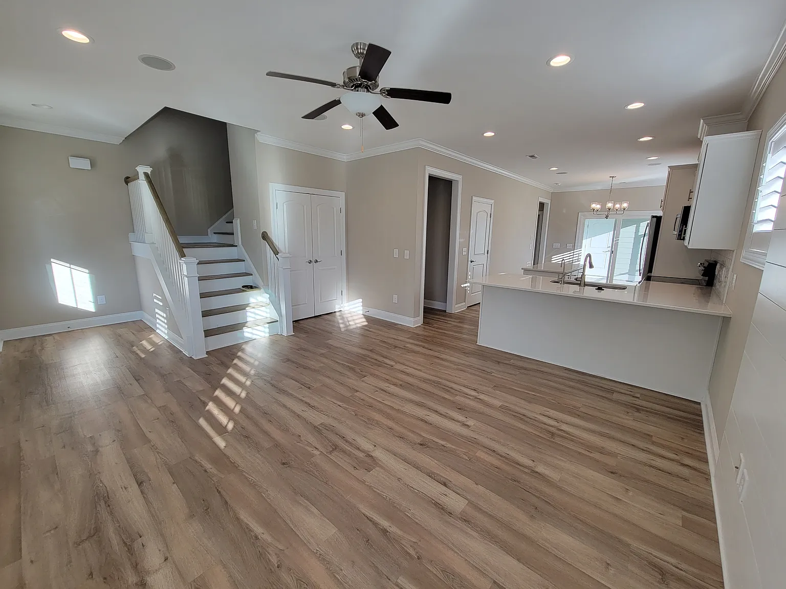 232 Leonda Drive - 1 — Photo 2