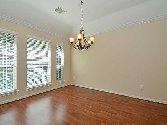 3rd image of 1810 Quail Grove Ln