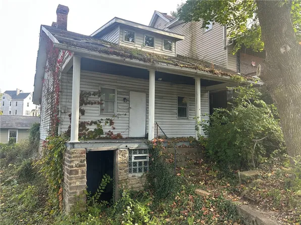 203 Wood St, Rostraver Township, PA 15012