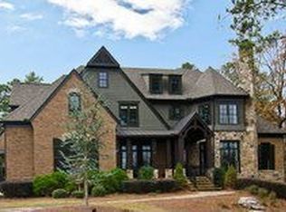 918 Middle Fork Trl, Suwanee, GA 30024