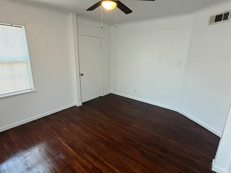 1801 Brokaw Ave #3A — Photo 4