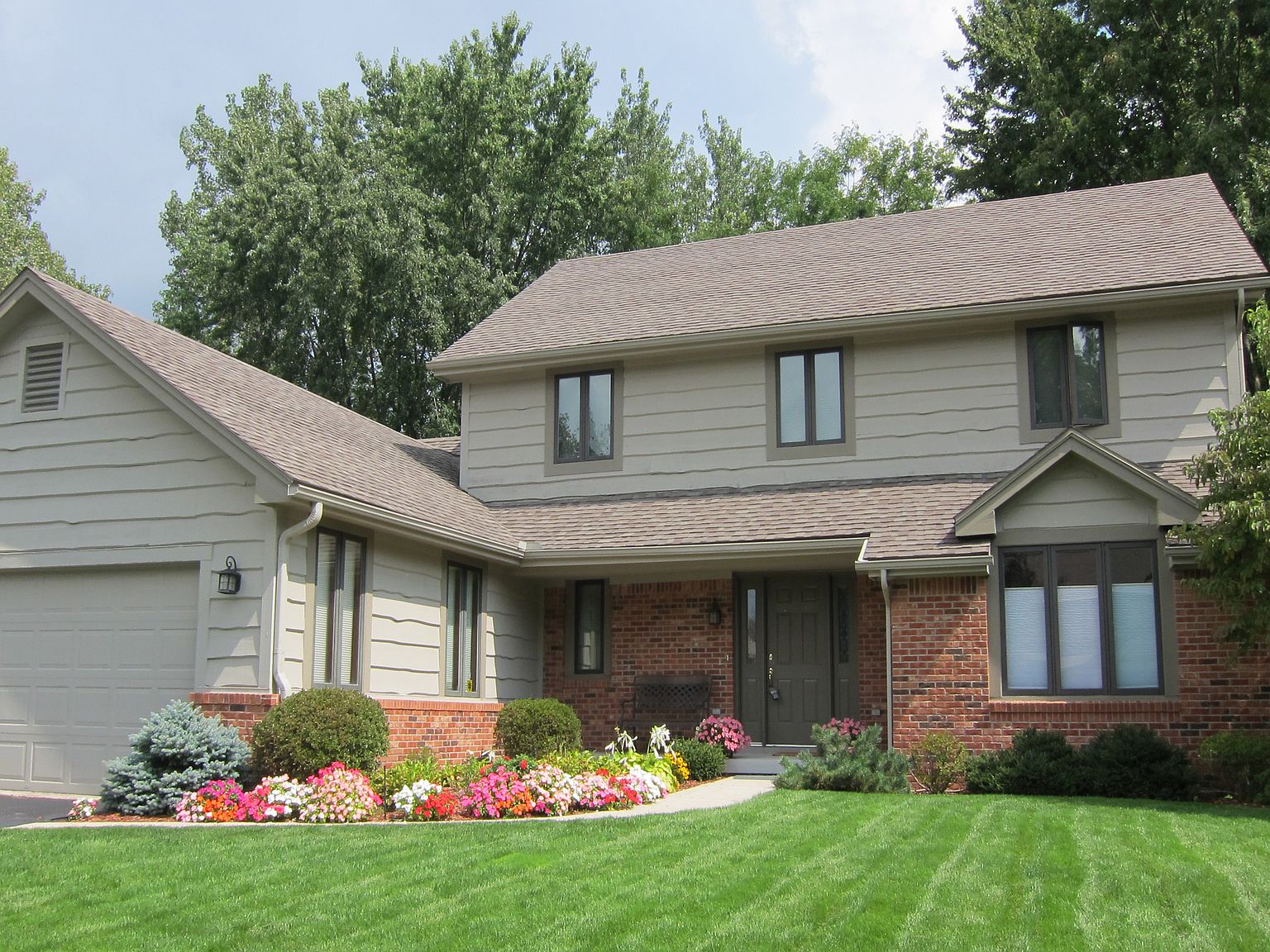 7168 Regents Park Blvd, Toledo, OH 43617 | Zillow