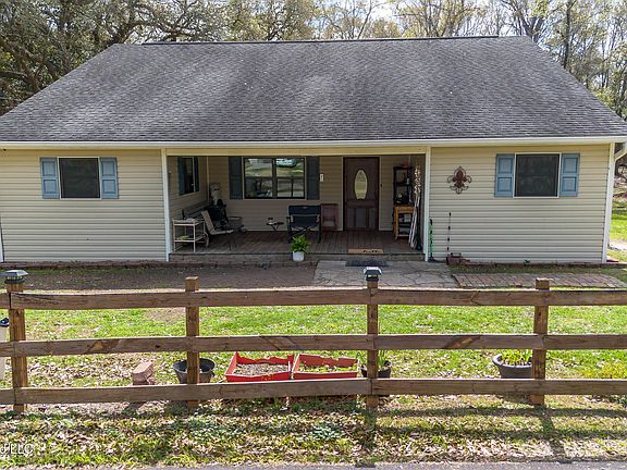 2nd image of 28 W M Stewart Rd