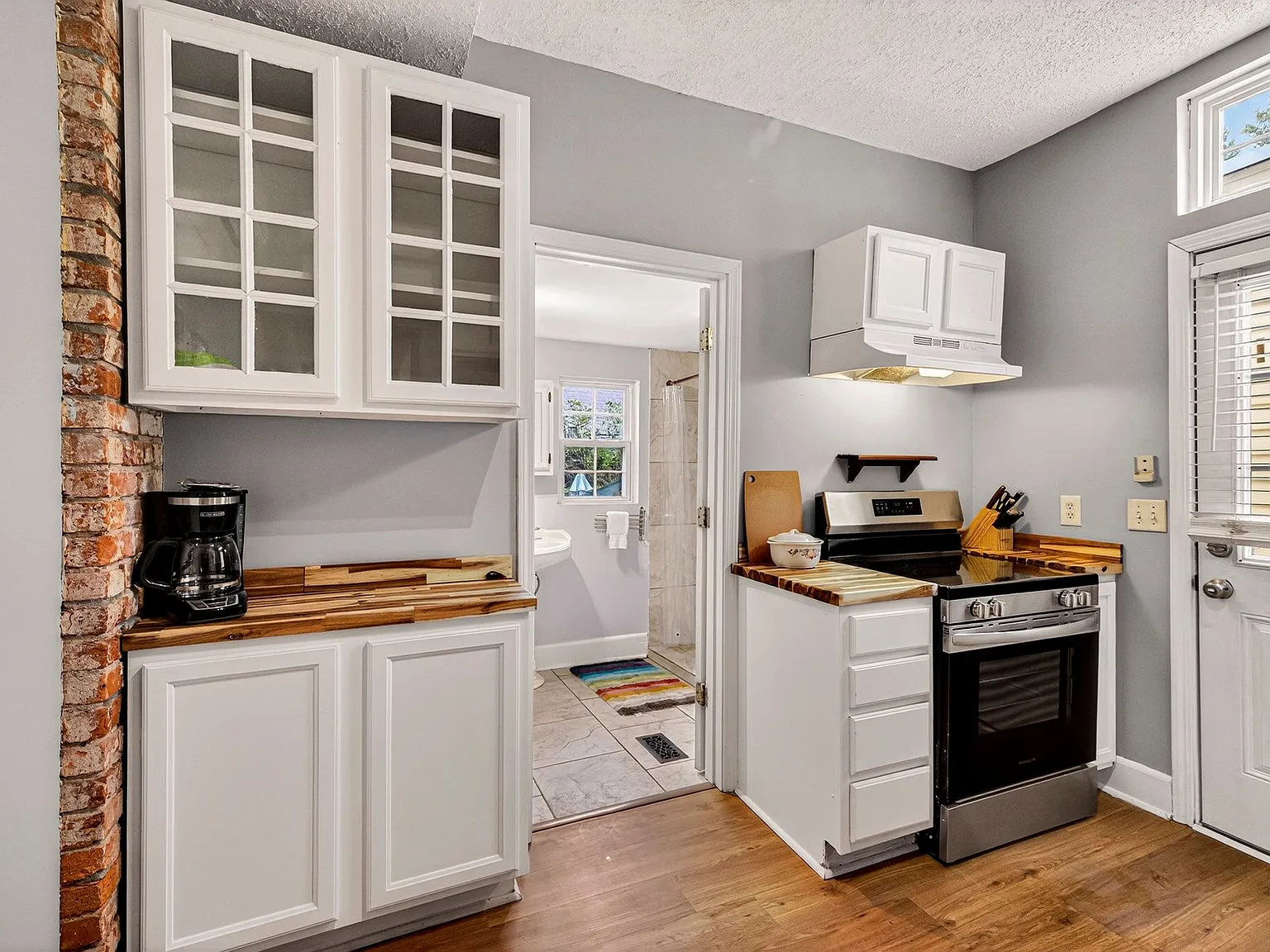 1 bed, 557 sqft, $2,000 — Photo 4