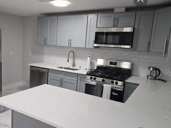 374 14th Ave #1, Newark, NJ 07103