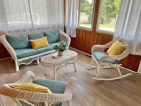 2 bed, $2,200 — Photo 4