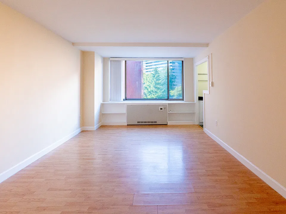 1111 Arlington Blvd #426