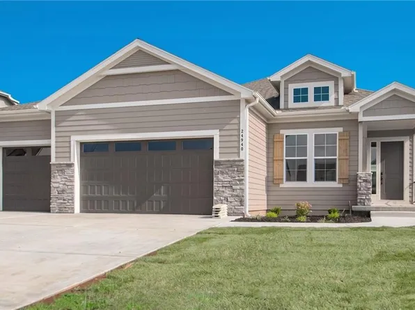 24940 W 145th St, Olathe, KS 66061