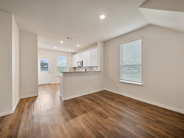 14551 Maple Field Dr — Photo 5