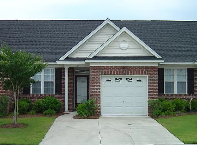 5006 Carleton Dr #95 — Photo 2