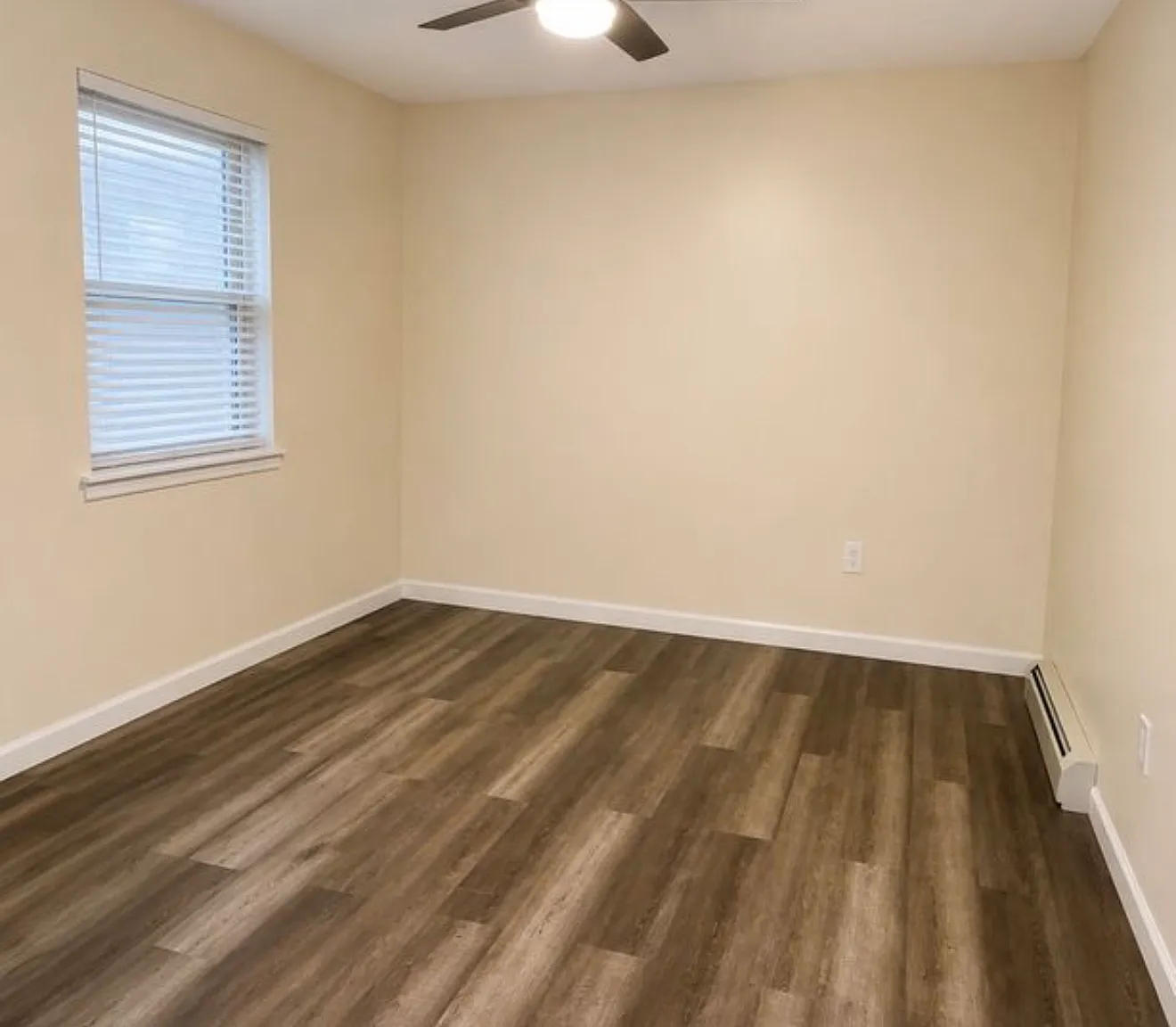 1 bed, 800 sqft, $1,800 — Photo 1