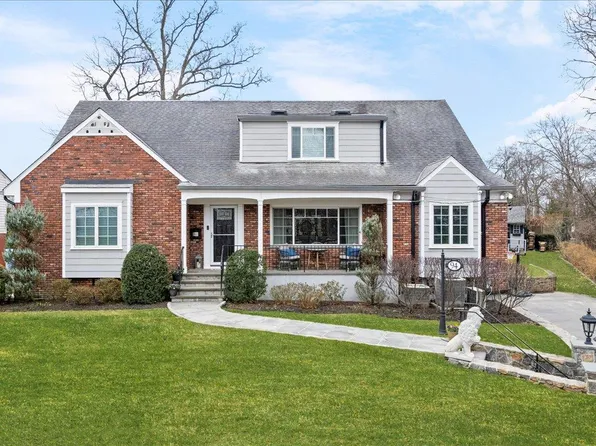 94 The Crossway, Yonkers, NY 10701