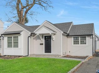 271 Central Ave, Paramus, NJ 07652