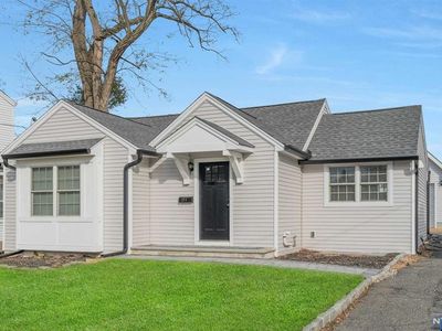 271 Central Ave, Paramus, NJ, 07652