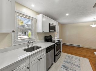 12 State Rd APT 3A, Plymouth, MA 02360
